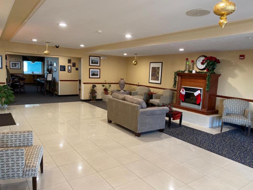 Fairgrounds Inn Du Quoin Exterior foto